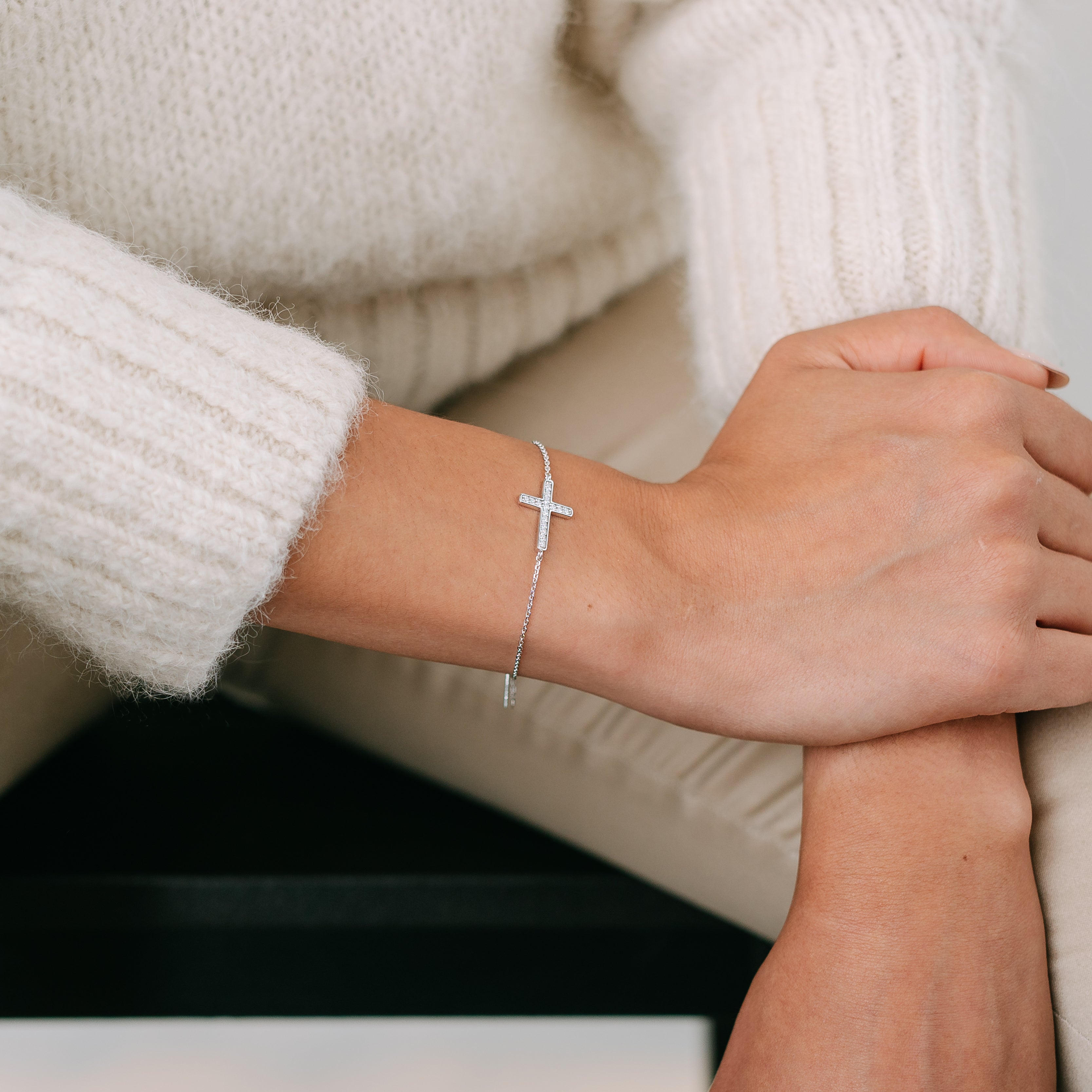 Armband Kreuz Pavé
