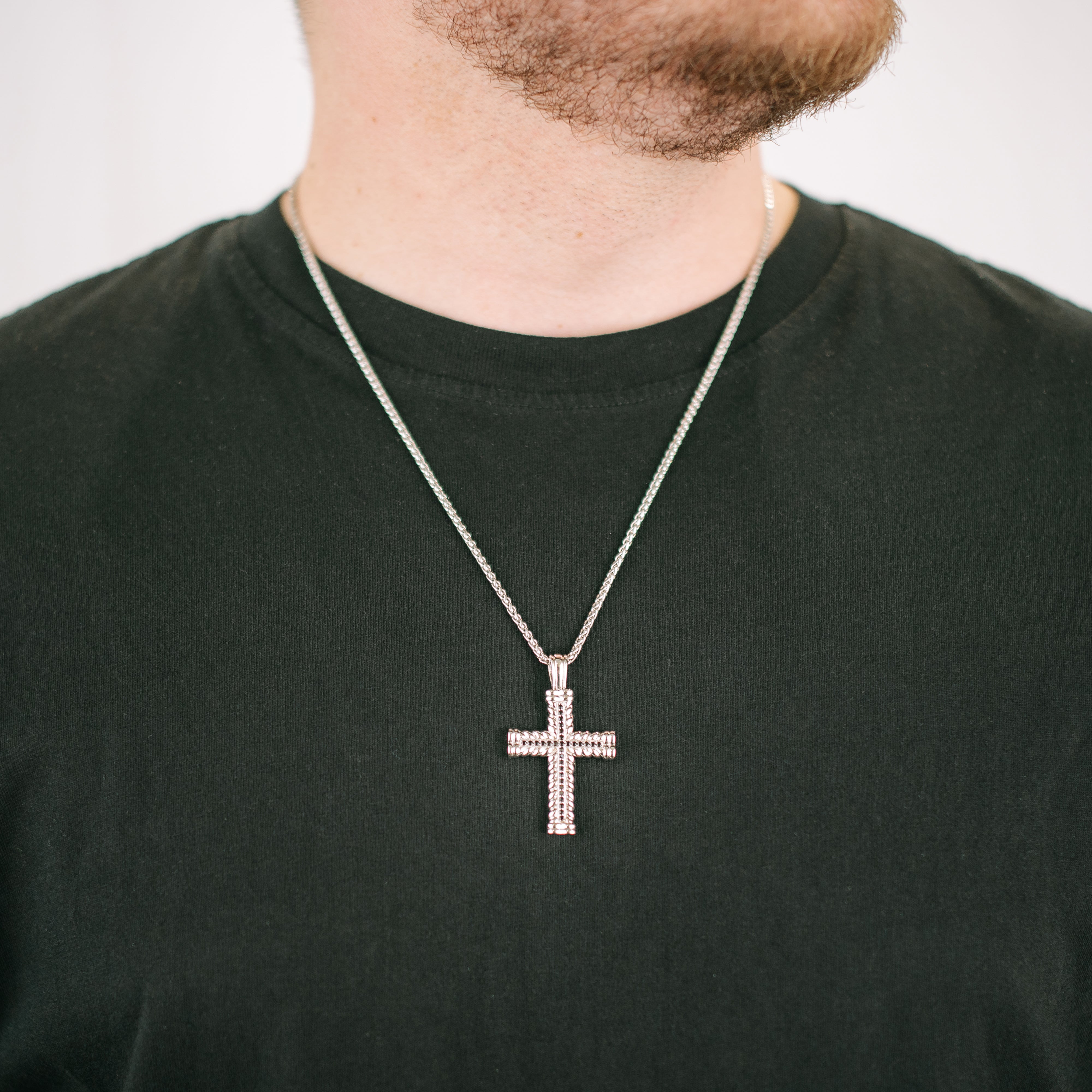 Anhänger Kreuz gedreht